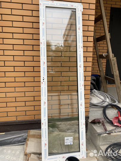 Дверь пластиковая новая