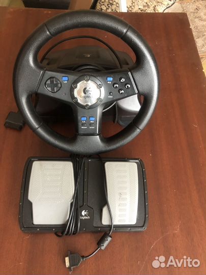 Logitech руль с педалями ps2