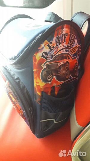 Рюкзак школьный