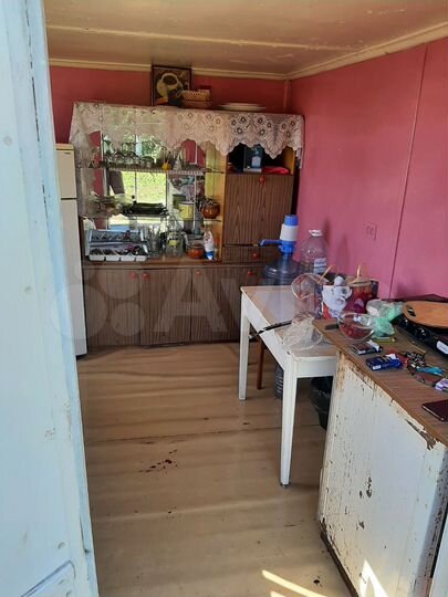 Дом 15 м² на участке 6 сот.