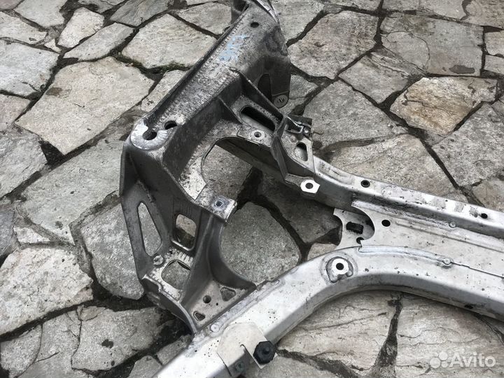 Подрамник передний BMW 5 E60