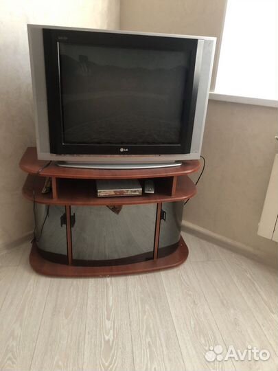 Тумба под телевизор