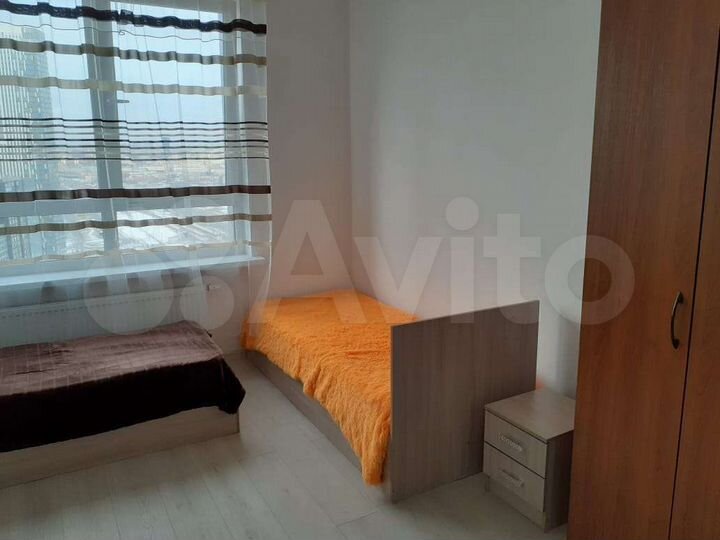 Комната 16 м² в 3-к., 29/40 эт.