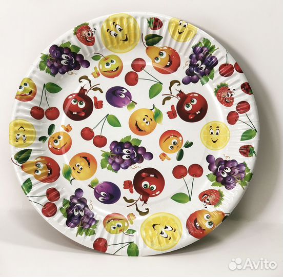 Одноразовые бумажные тарелки