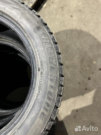 Bridgestone Blizzak Revo GZ 225/55 R17