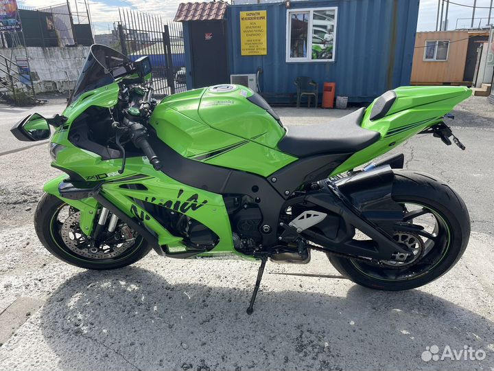 Продам Kawasaki ZX-10RR Limited 2019 год