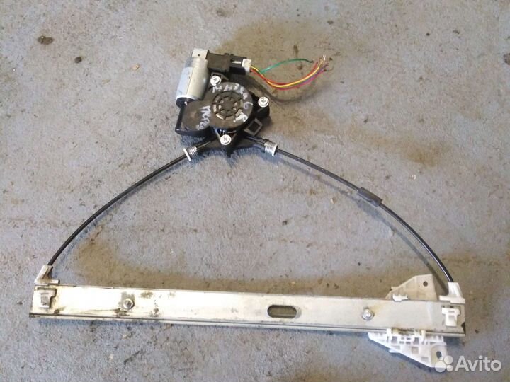 Стеклоподьемник Mazda 6 GG