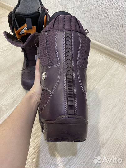 Сноубордические ботинки женские 38