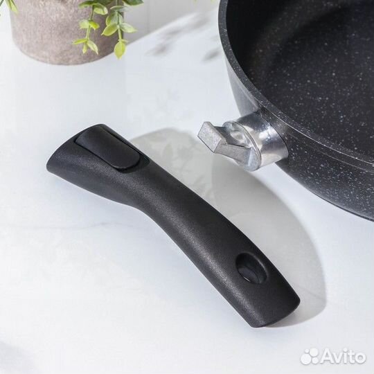 Сковорода, d28 см, съёмная ручка, антипригарное по