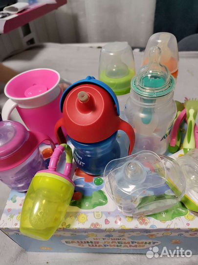 Бутылочки для кормления,стаканчики
