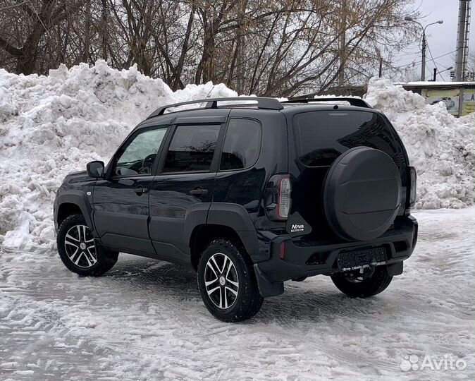 ВАЗ Niva Travel 1.7 МТ, 2022, 35 000 км