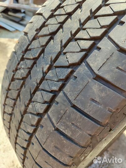 Bridgestone Dueler H/T 684II 275/60 R20 115H