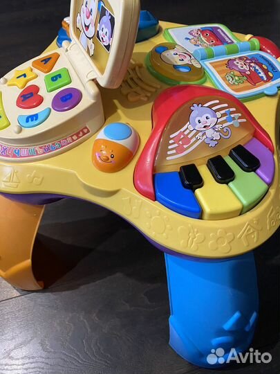 Развивающий столик fisher price