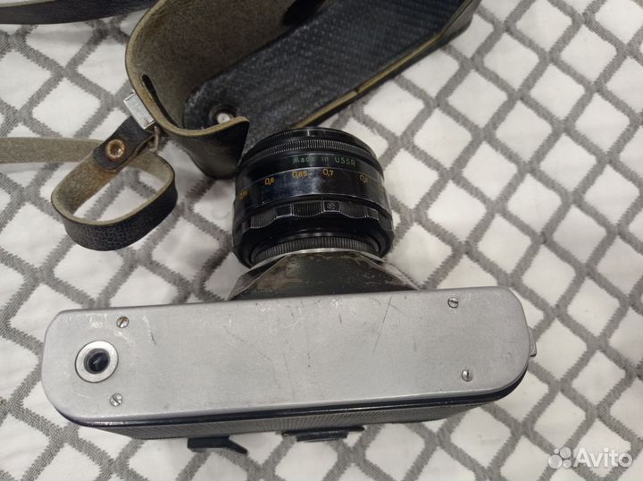 Фотоаппарат Зенит-е + Гелиос-44-2