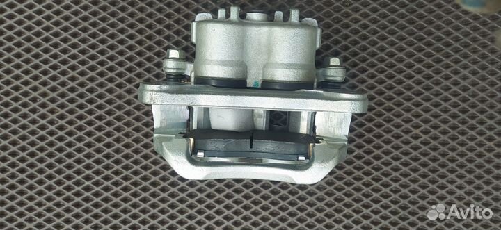 Суппорт VAG 8V0615123D