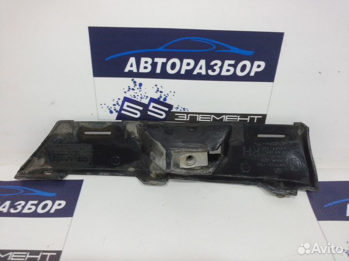 Кронштейн бампера передний правый ZAZ Chance