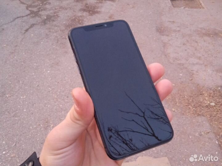 iPhone X, 64 ГБ