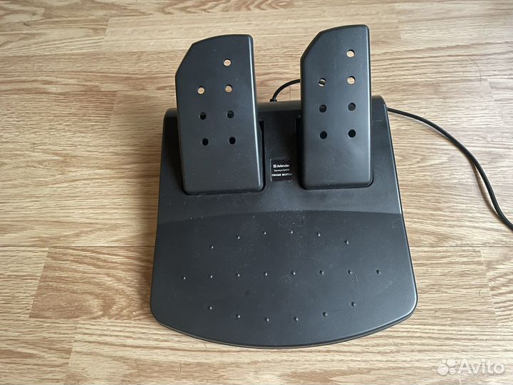 Игровой руль Defender Forsage Drift GT