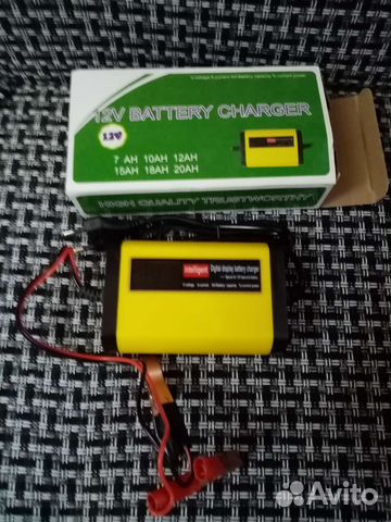 Зарядное устройчтво