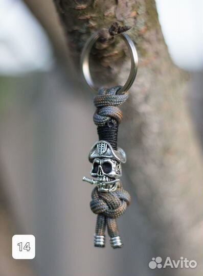 Изделие из паракорда