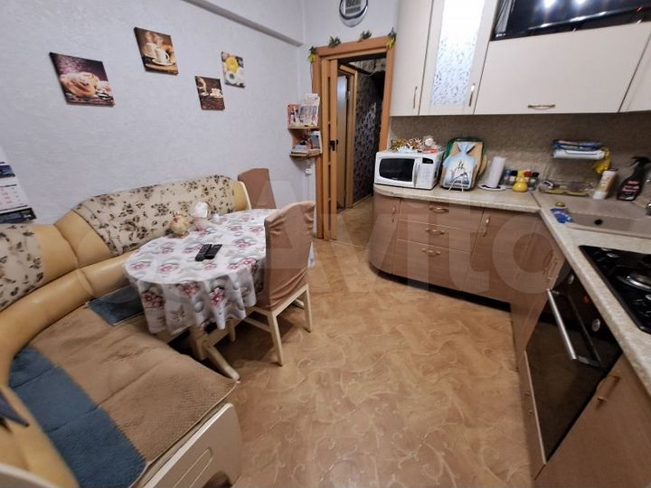 3-к. квартира, 71 м², 5/5 эт.