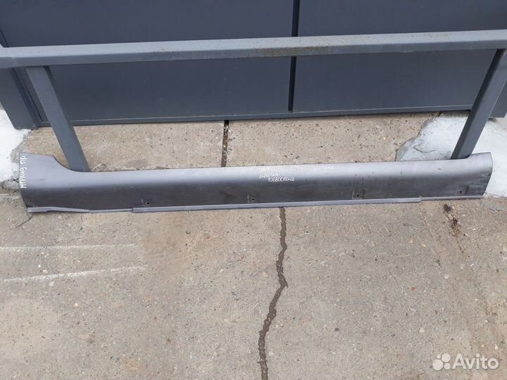Geely emgrand EC7 11-16г Накладка порога наружная