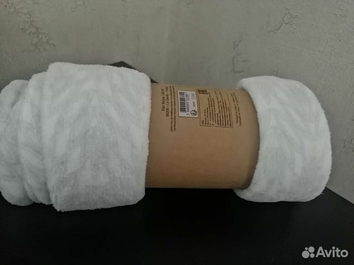 Плед yves rocher