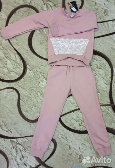 Костюм пудра 32размер