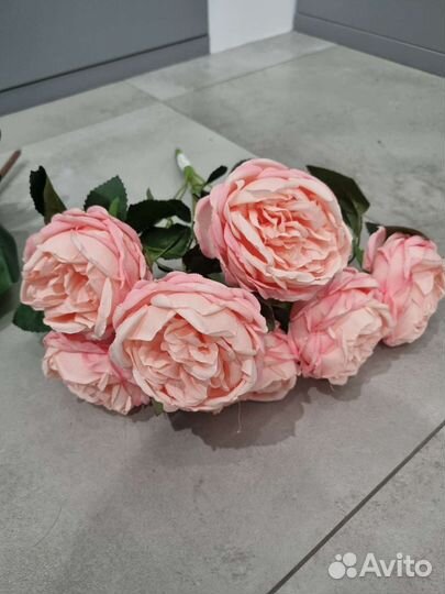 Искусственные розы пионовидные