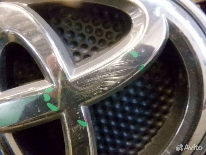 1182062 toyota land cruiser prado облицовка радиатора 2017