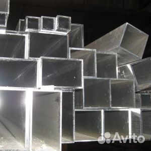 Труба профильная алюминиевая 50х50х3 мм