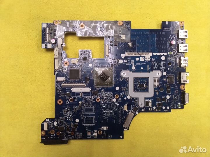 Материнская плата Lenovo P585 (LA-8611P)