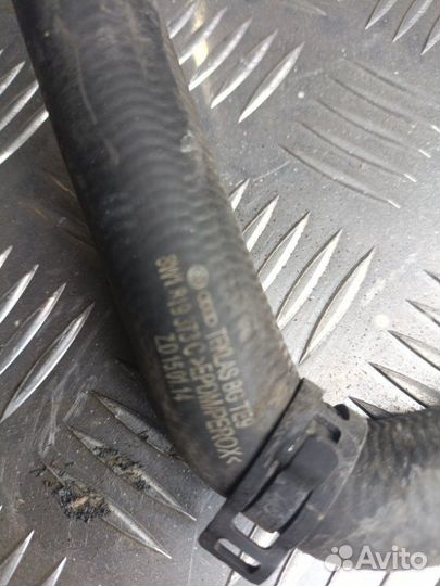 Патрубок охлаждения Audi A4 B9 2.0T 2018