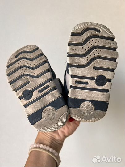 Кроссовки geox 20