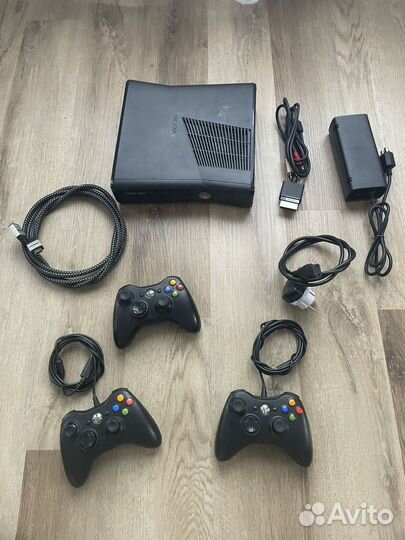 Xbox 360 slim 250gb прошитый freeboot