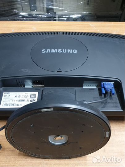 Монитор 22 дюйма Samsung 2243NW