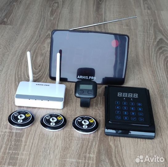 Кнопка вызова официанта комплект с часами и табло