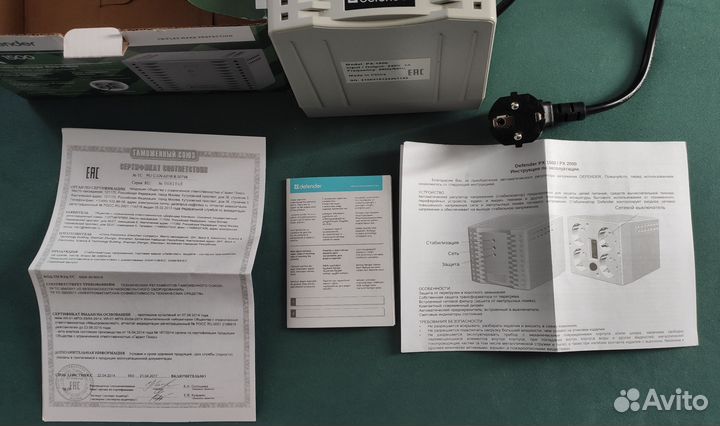 Стабилизатор напряжения Defender