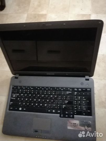 Samsung r528