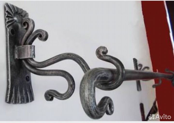 Кованый карниз