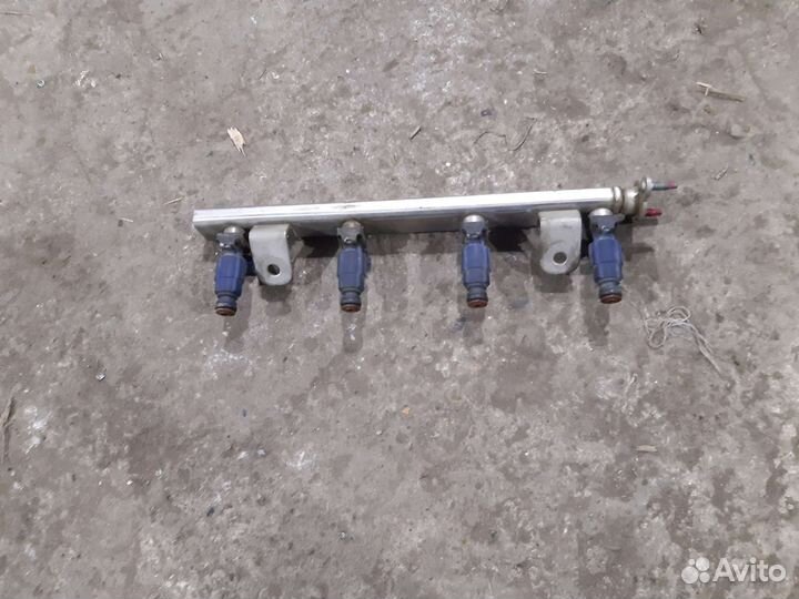 Kia Ceed ED рампа с форсунками