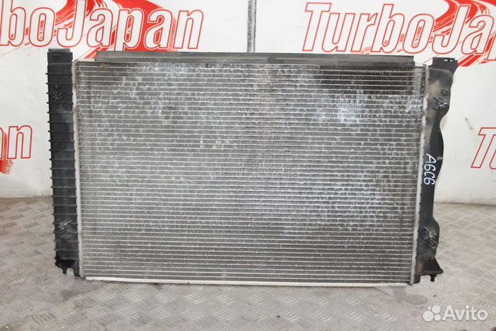 Радиатор охлаждения основной Audi A6 C6 4F