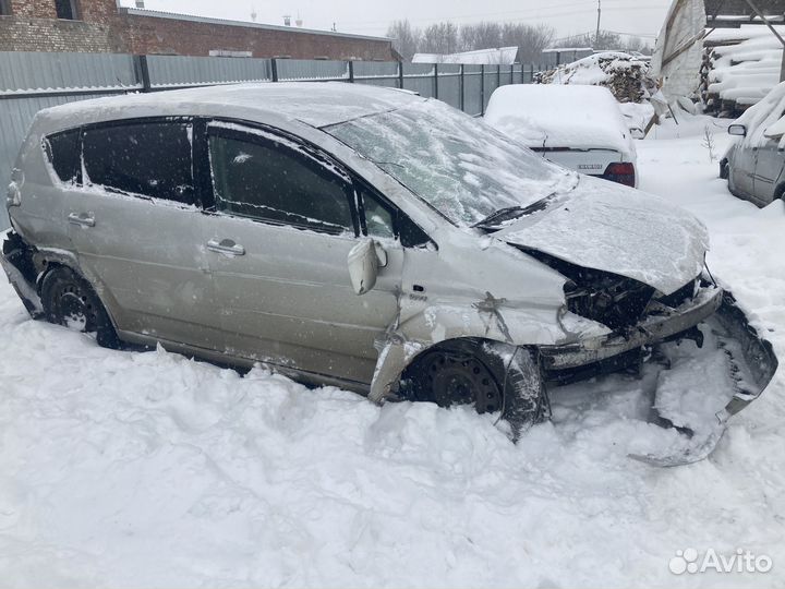 В разборе toyota corolla verso 3zzfe