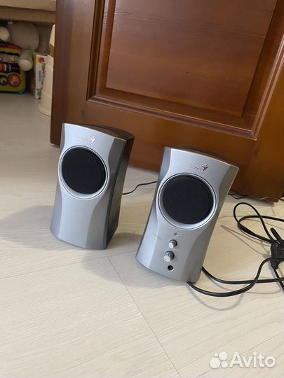 Колонки для компьютера genius