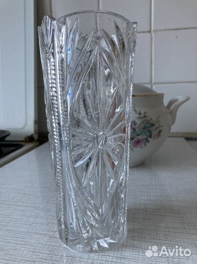 Хрустальная ваза