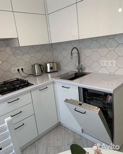 Кухонный гарнитур на заказ. Бecплaтнaя ycтaнoвкa