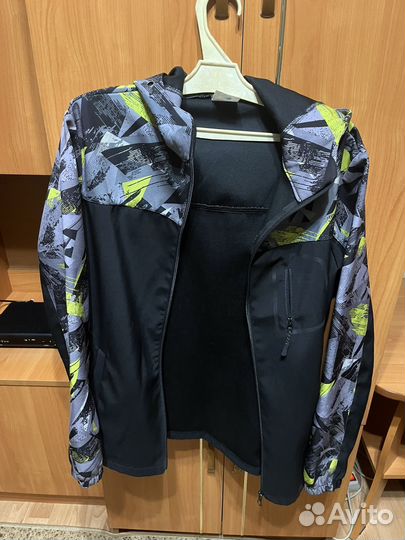 Ветровка куртка