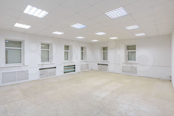 Торговая площадь, 54 м²