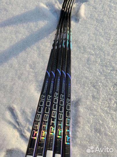 Клюшка хоккейная