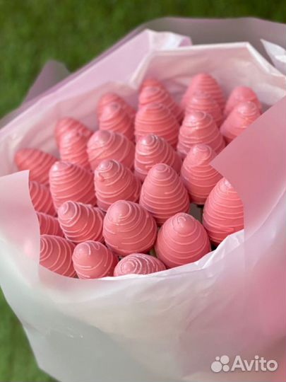 Букеты из клубники в шоколаде ягоды подарок